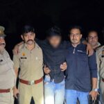 गोरखपुर मे गौ तस्करो ने युवक कों मारी गोली, मौत, सड़क पर पब्लिक