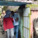 पड़ोसी देश में हालात बिगड़ने के बाद भारत-नेपाल सीमा पर सुरक्षा कड़ी, ट्रक और पर्यटक फंसे