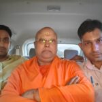 संदिग्ध परिस्थितियों में युवक की लाश फांसी के फंदे से लटकती मिली।