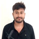 बेटे ने ईंट मारकर की पिता की हत्या, शव के पास पूरी रात साेया आराेपित