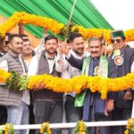 83 के हुए महानायक अमिताभ बच्चन, ‘जलसा’ के बाहर फैंस का सैलाब