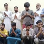 हनुमानगढ़ी के पास बिकने वाले प्रसाद में हो रही हैं मिलाव