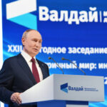 तेज रफ्तार कार की चपेट में आए लोग, तीन की मौत और सात घायल